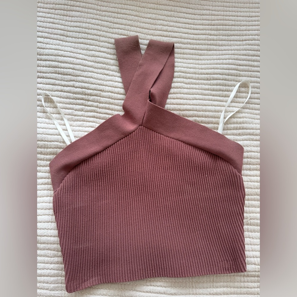 Aritzia SCULPT KNIT CRISS CROSS CROPPED TANK (color: Colour: RED WILLOW)